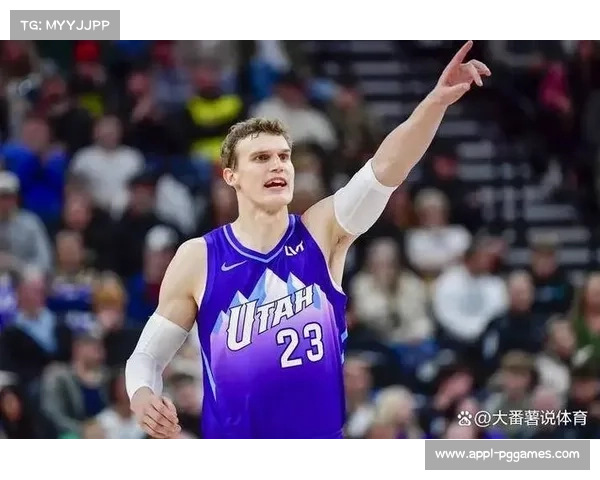爵士战胜篮网,球队年轻核心马克卡宁表现全面 爵士战胜篮网,球队年轻核心马克卡宁表现全面