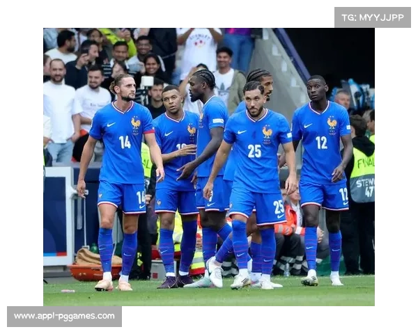 法国足球人才流失：众多年轻才俊选择早期出国发展的利弊。